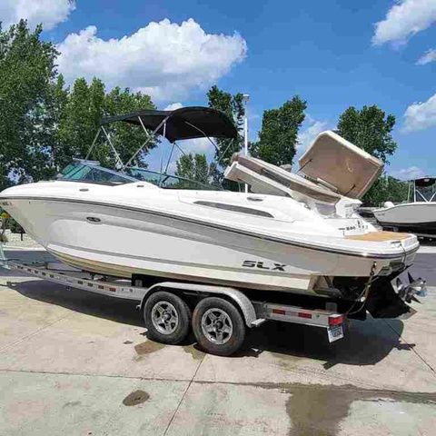 2013 Sea Ray 250 SLX