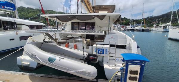 Fountaine Pajot Lucia 40 Lucia 40