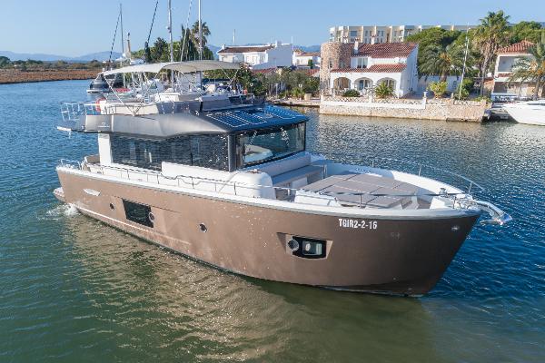 Cranchi ECO Trawler 53