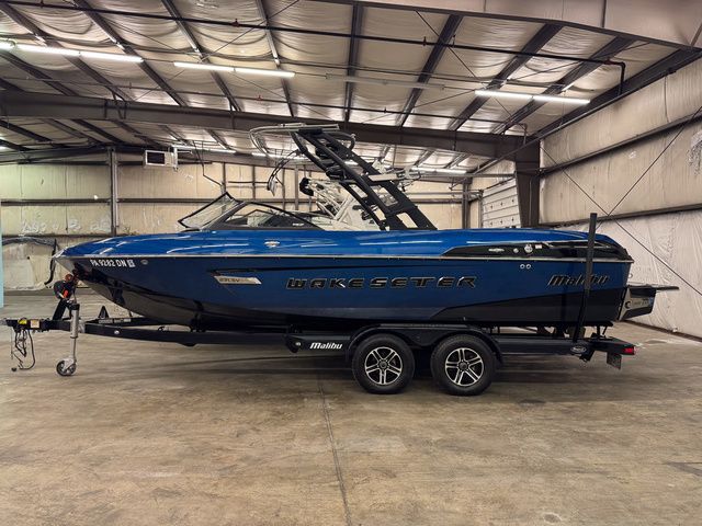 Malibu Wakesetter 23 LSV