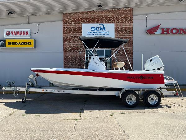 2025 NauticStar 194 Bay