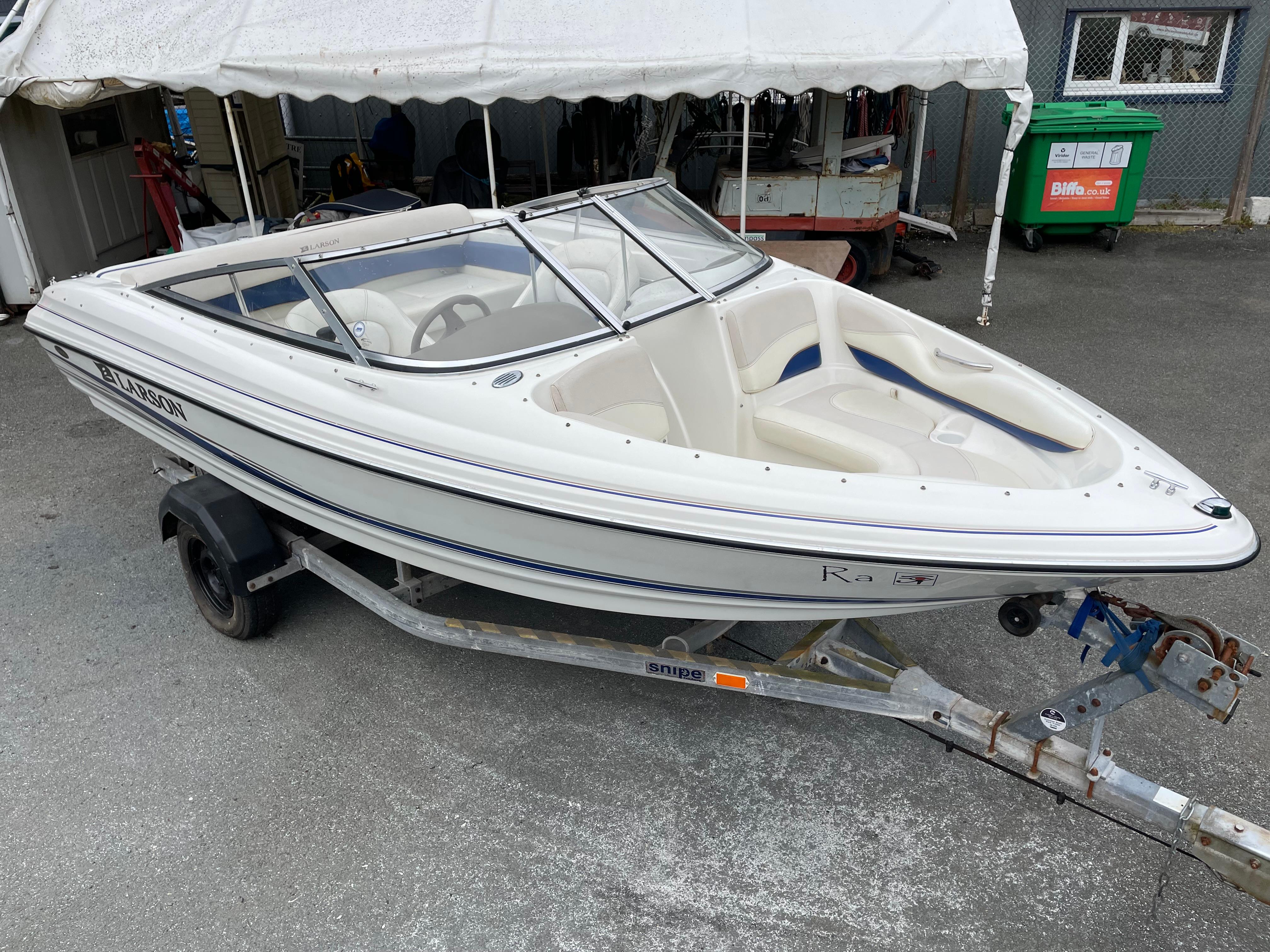 2005 Larson 180 Bowrider (not bayliner,searay glastron monterey