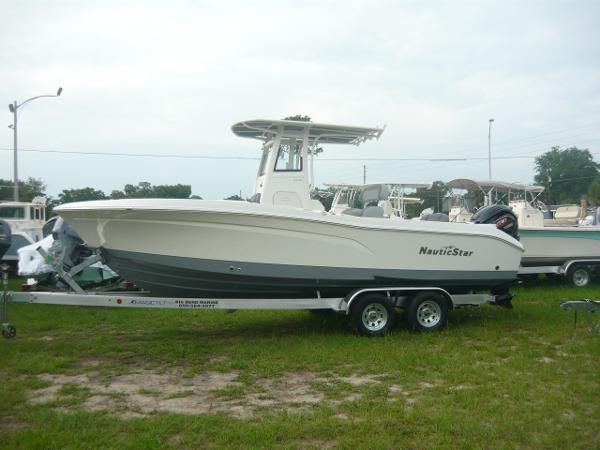 2023 NauticStar 24 XS