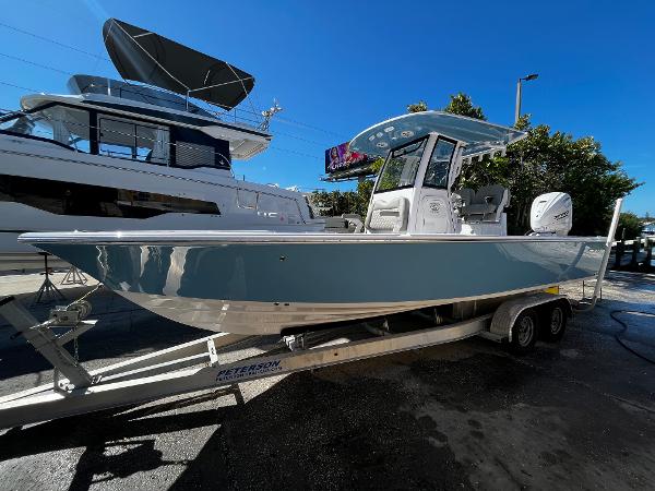 2024 Sportsman Masters 267OE Bay Boat