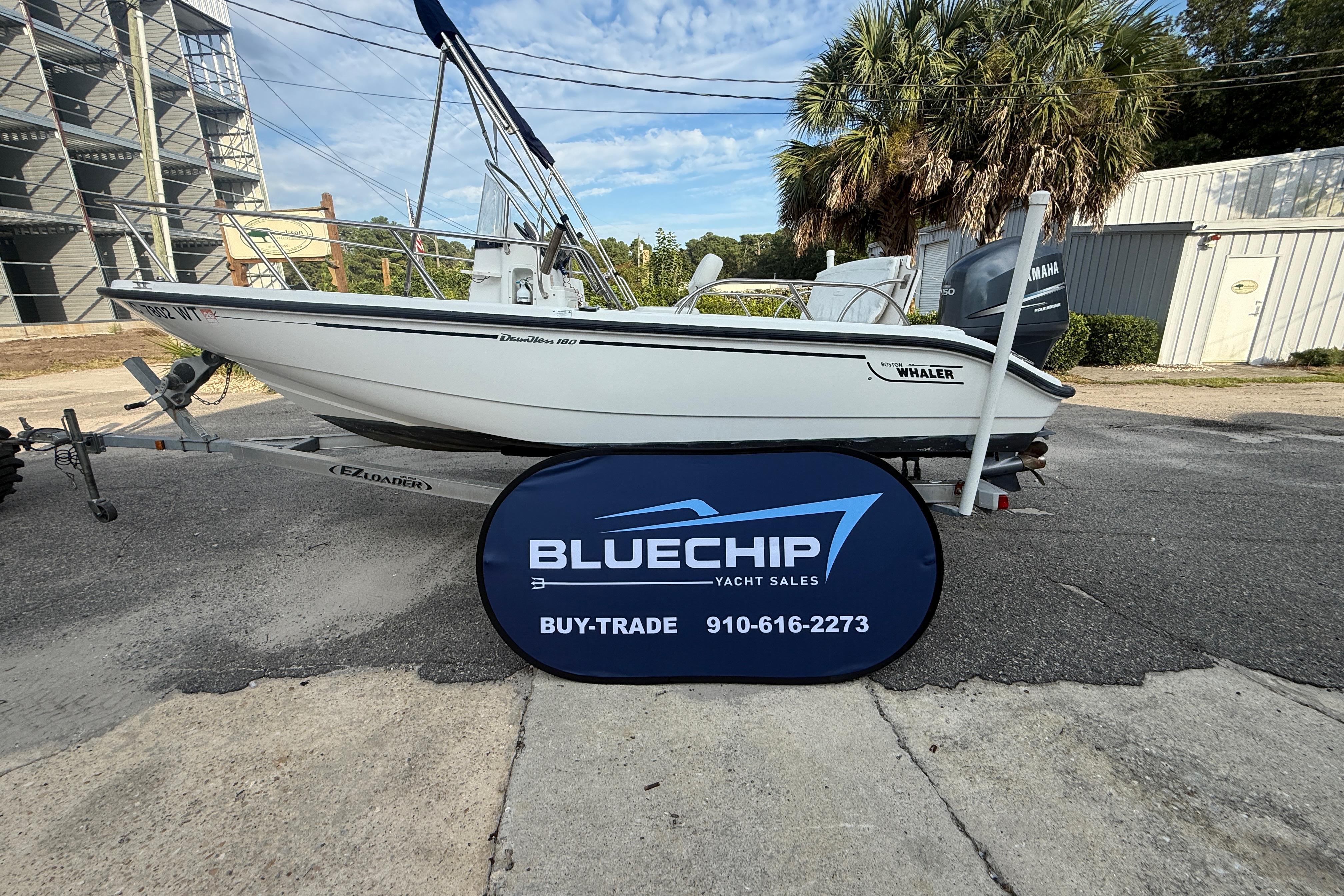 2002 Boston Whaler 180 Dauntless