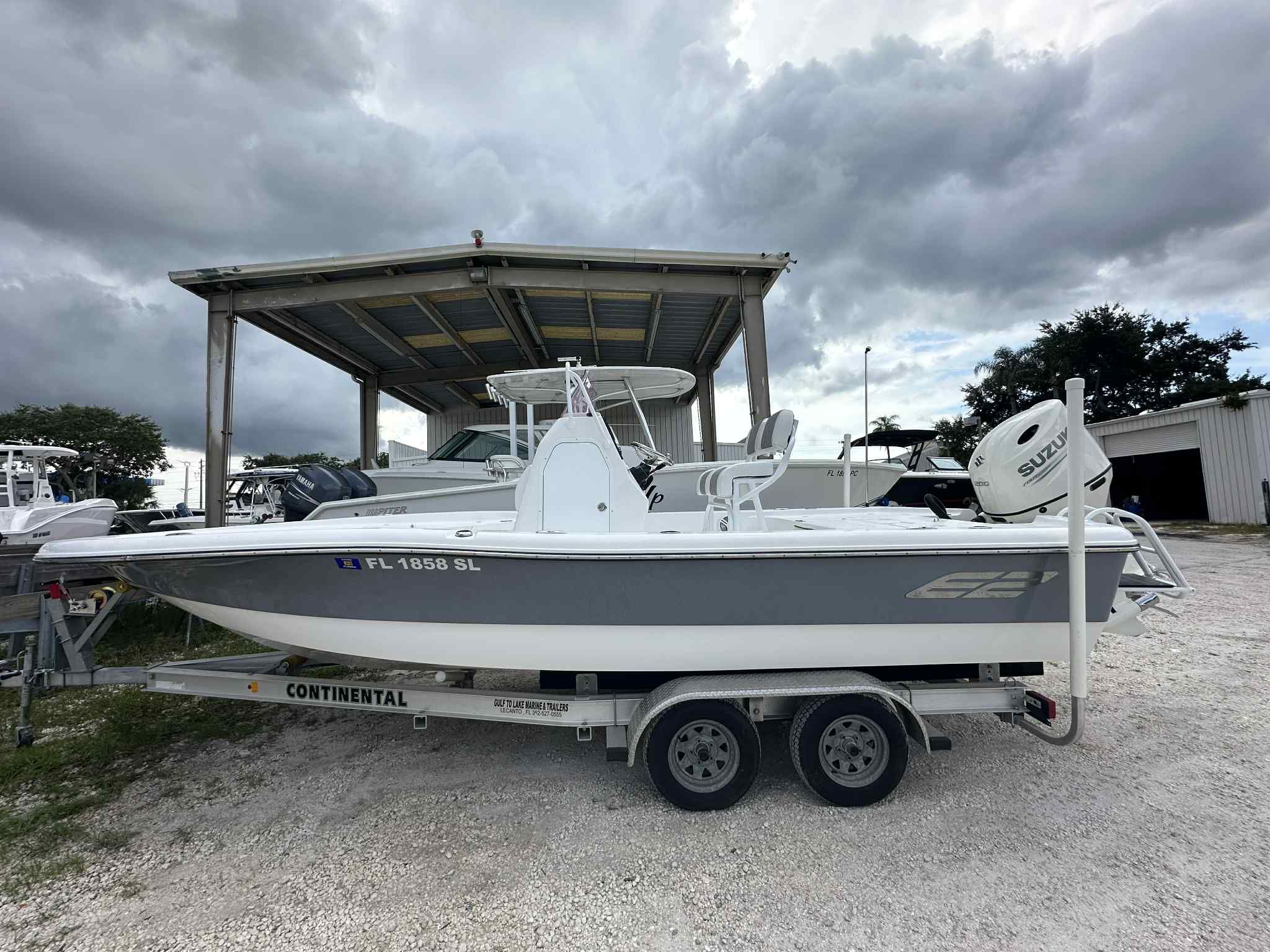 2019 Epic 22 Bay