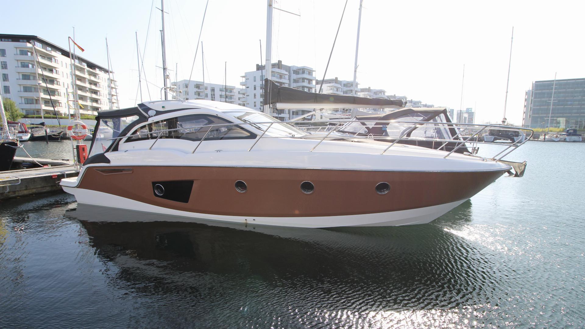 2011 Sessa C 38