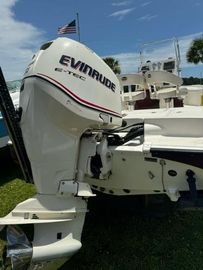 2005 Triton 240 LTS