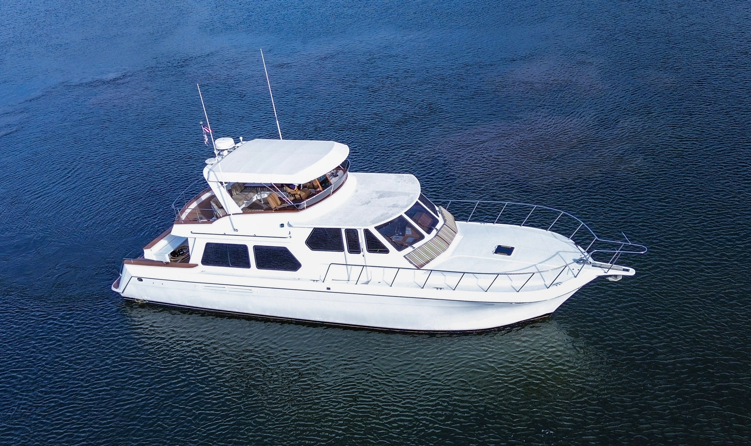 2001 Navigator 56 Pilothouse