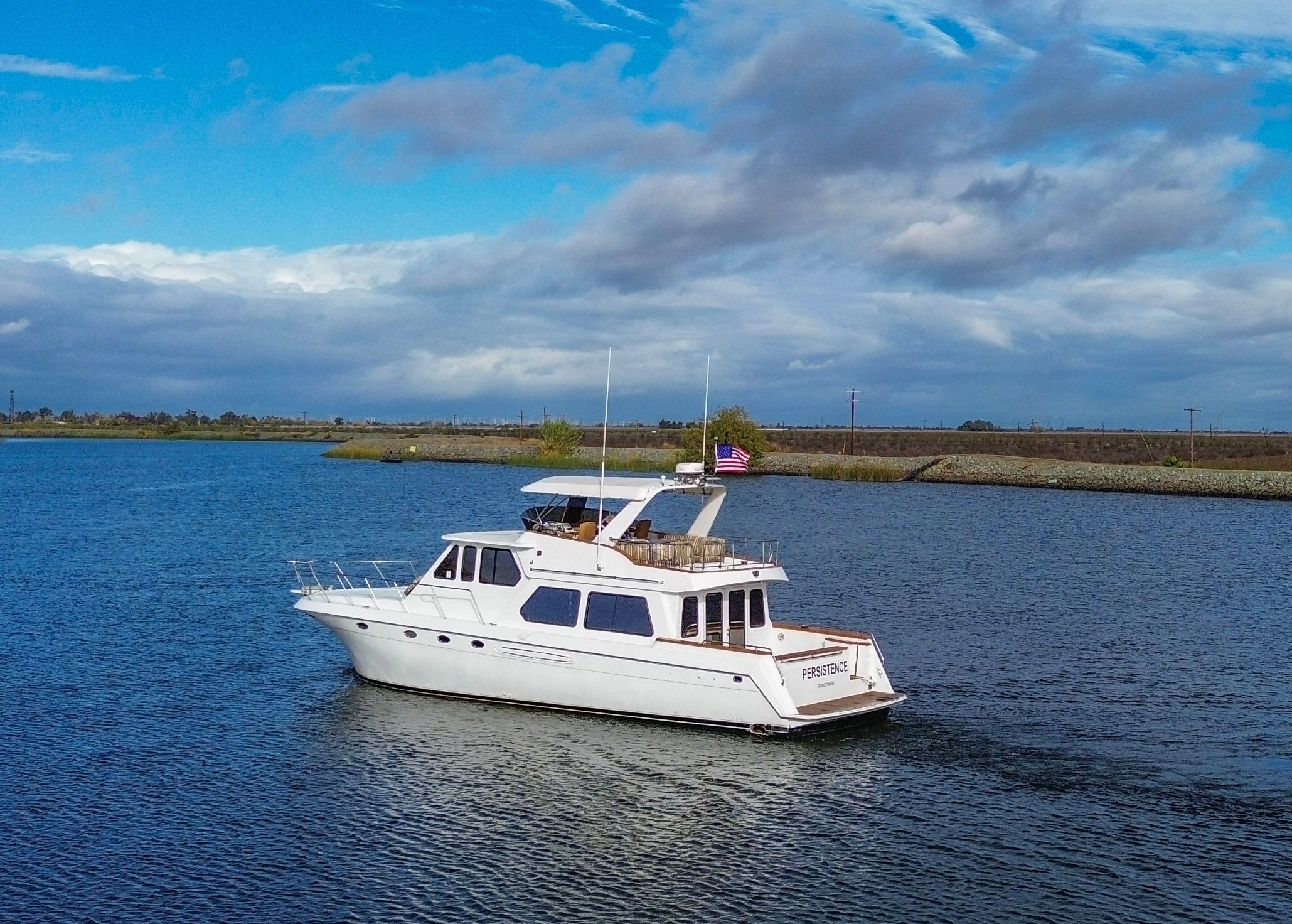2001 Navigator 56 Pilothouse