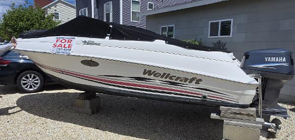 2002 Wellcraft 180 Sportsman