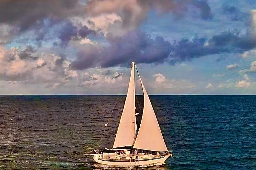 1984 Passport 42