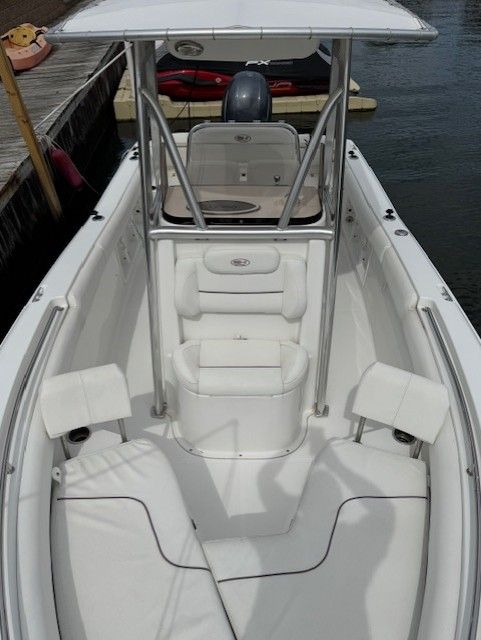 2018 Sea Hunt Ultra 211