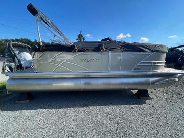 2025 Sylvan 820 Mirage Cruise