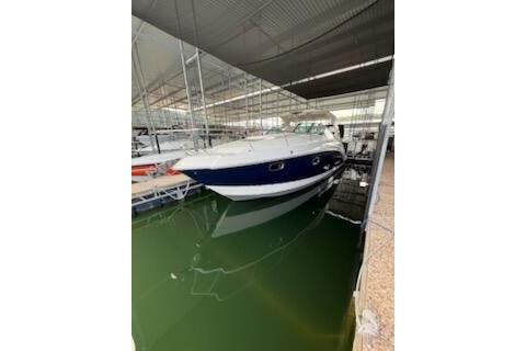 2011 Chaparral 330 Signature