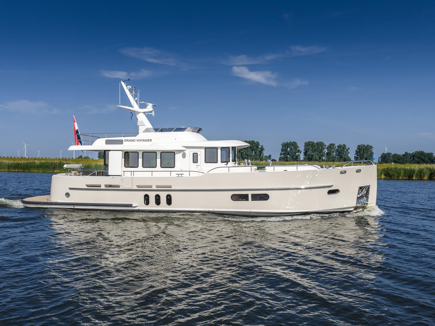 Alm Grand Voyager 65