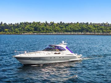 2005 Cruisers Yachts 540 Express
