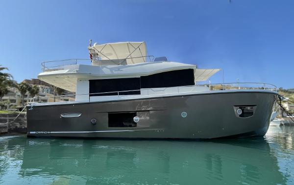 2016 Cranchi Eco Trawler 53 Long Distance