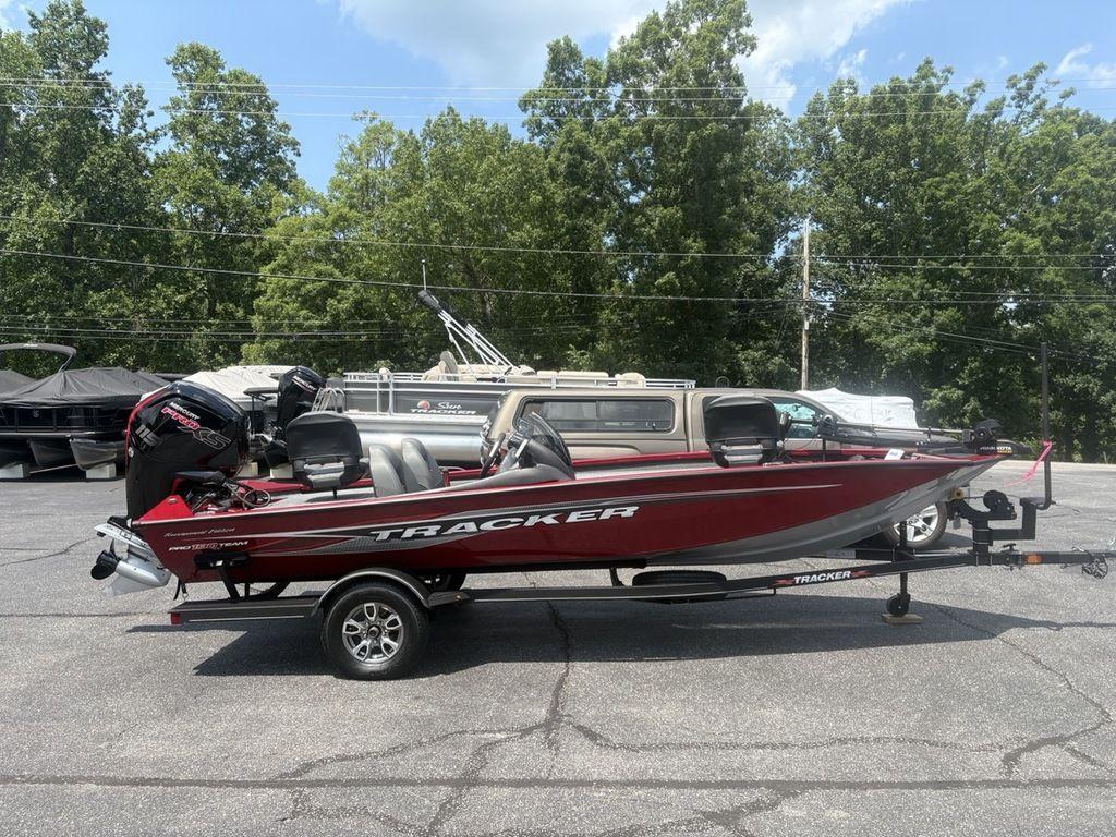 Tracker Pro Team 190 TX