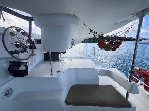 2011 Fountaine Pajot Lipari 41