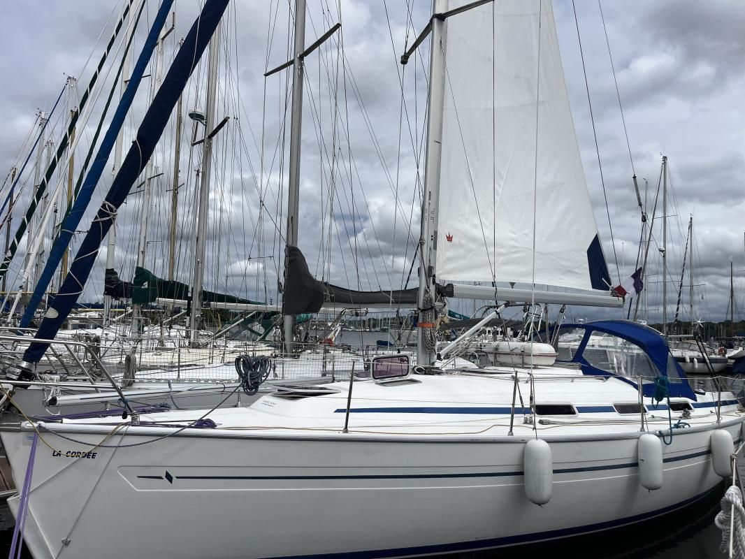 2003 Bavaria Cruiser 36