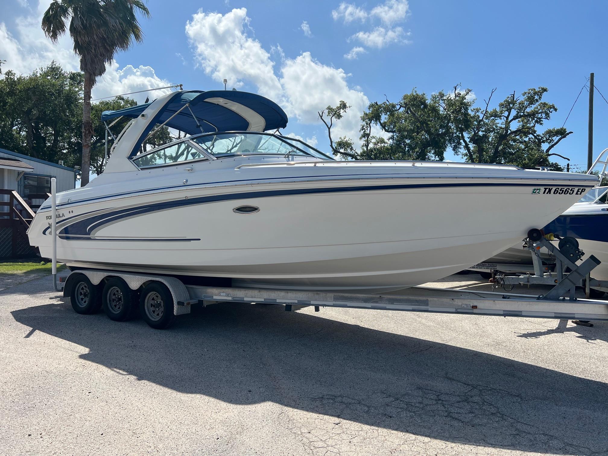 2004 Formula 280 Bowrider