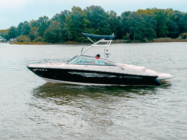 2020 Crownline 290 SS
