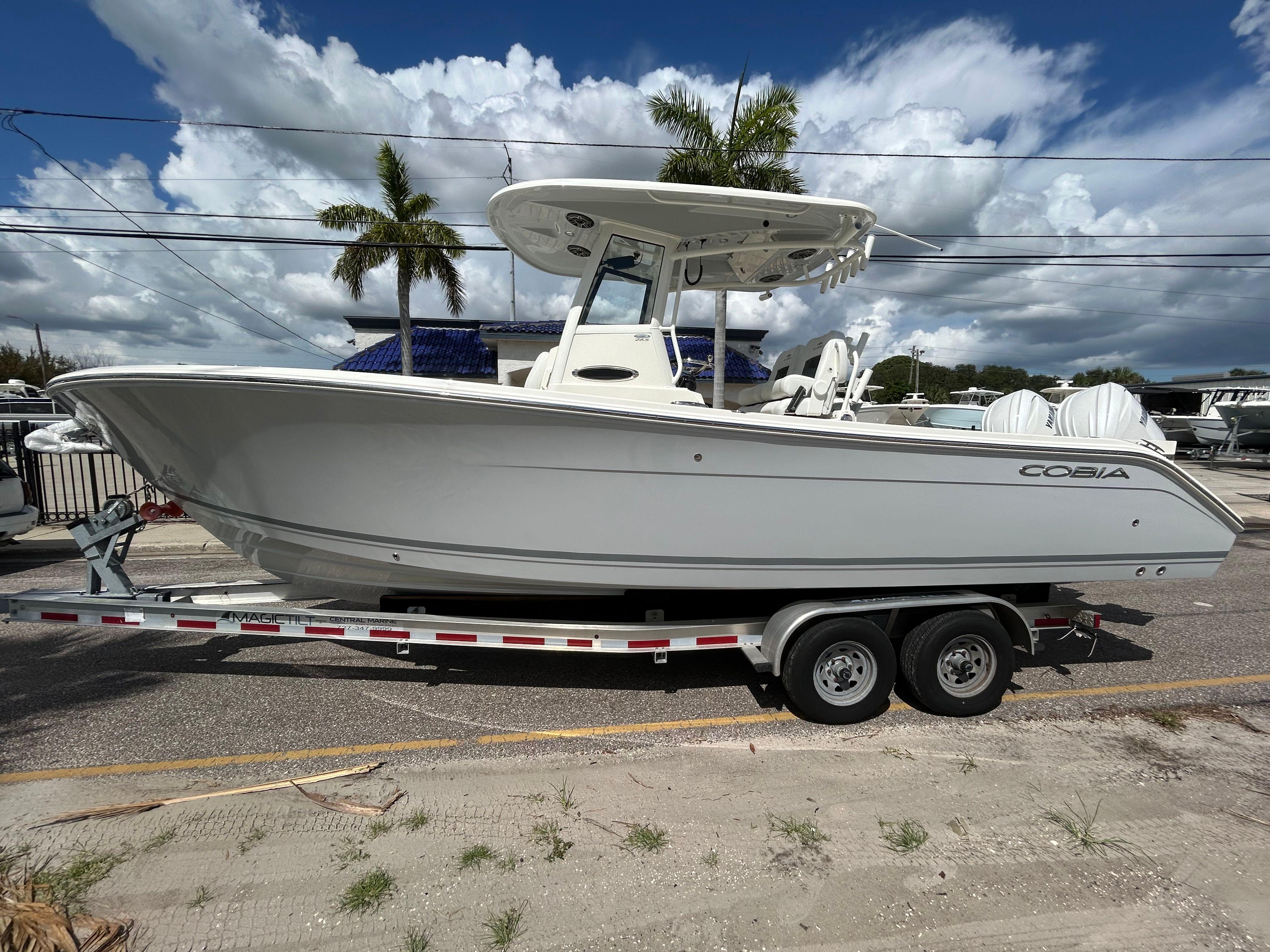 2025 Cobia 265 Open Center Console