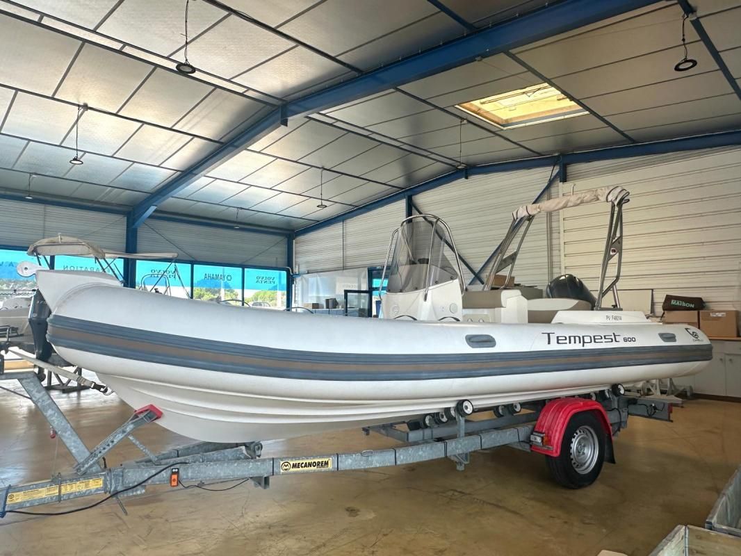 2016 Capelli Tempest 600