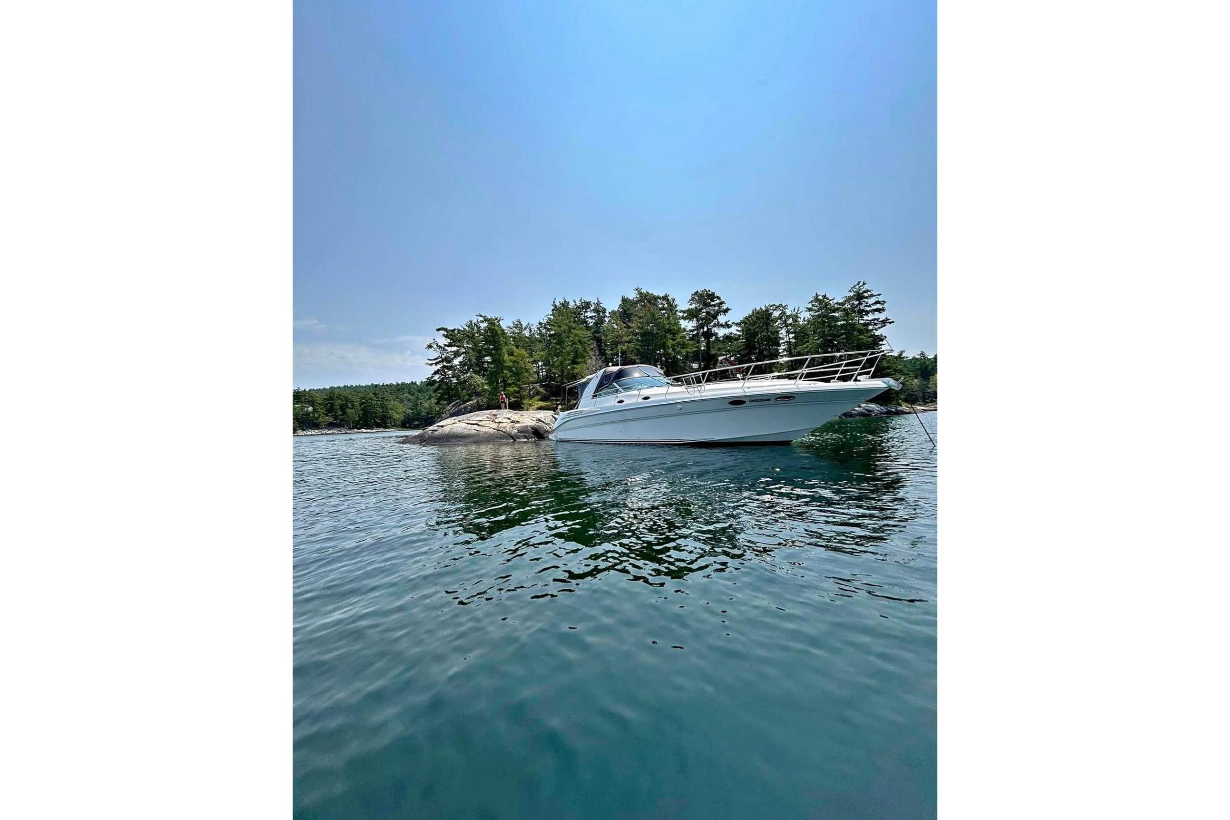 1999 Sea Ray 400 Sundancer