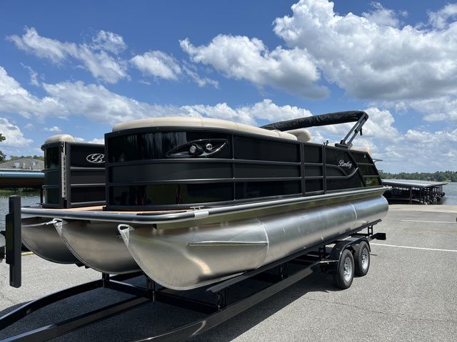 2026 Bentley Pontoons Legacy Quad Swing Back 223