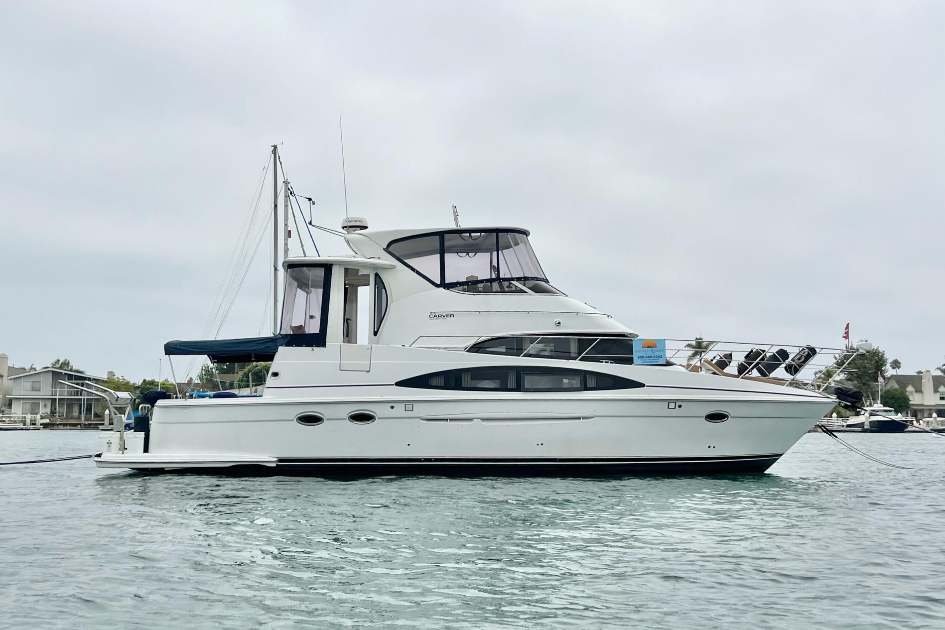 2003 Carver 444 Cockpit Motor Yacht