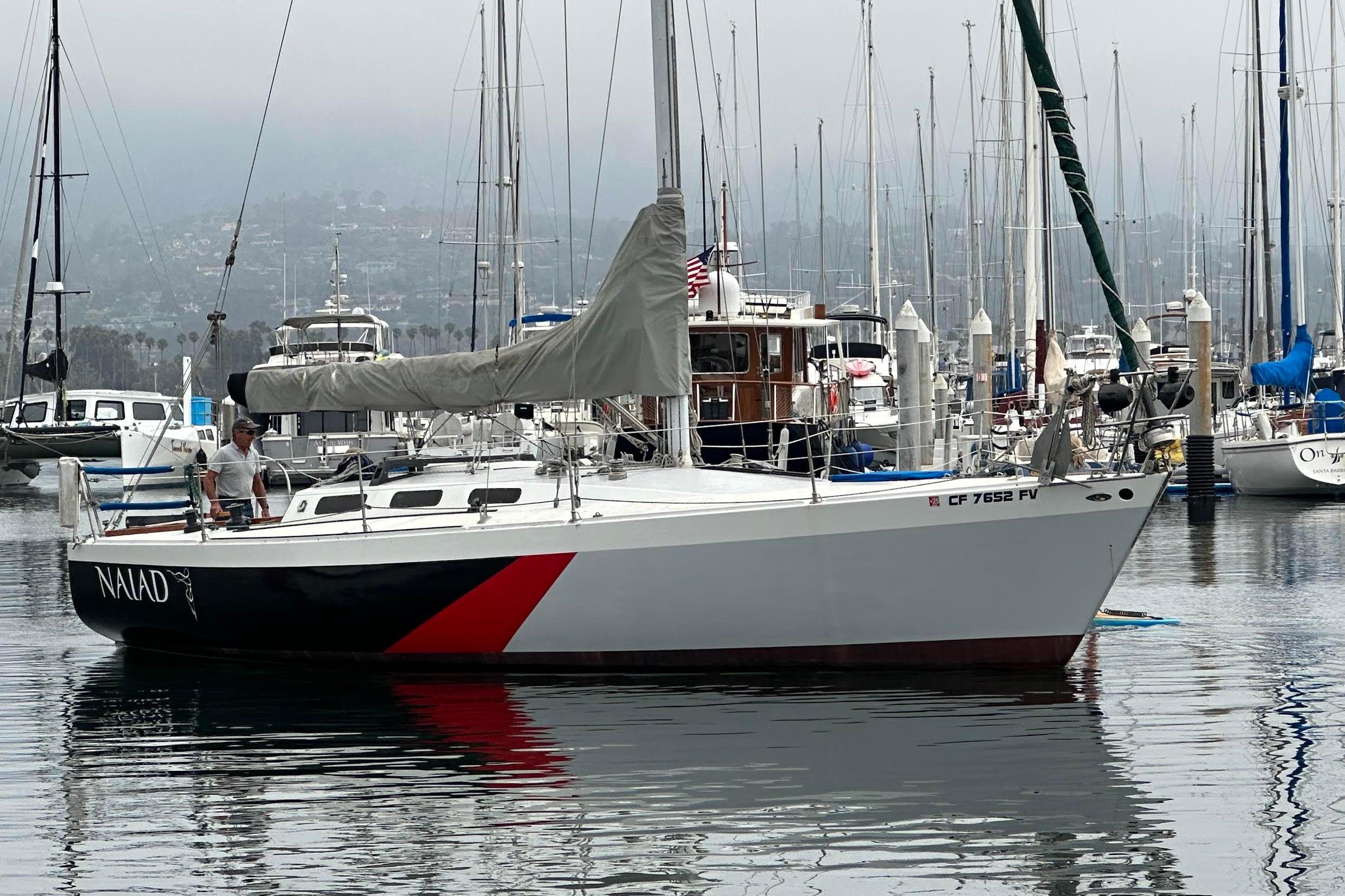 1976 Custom C&B Marine / Chuck Burns