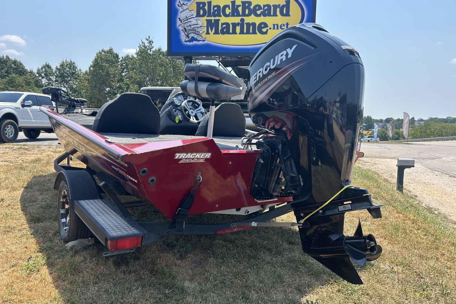 2019 Tracker Pro Team 190