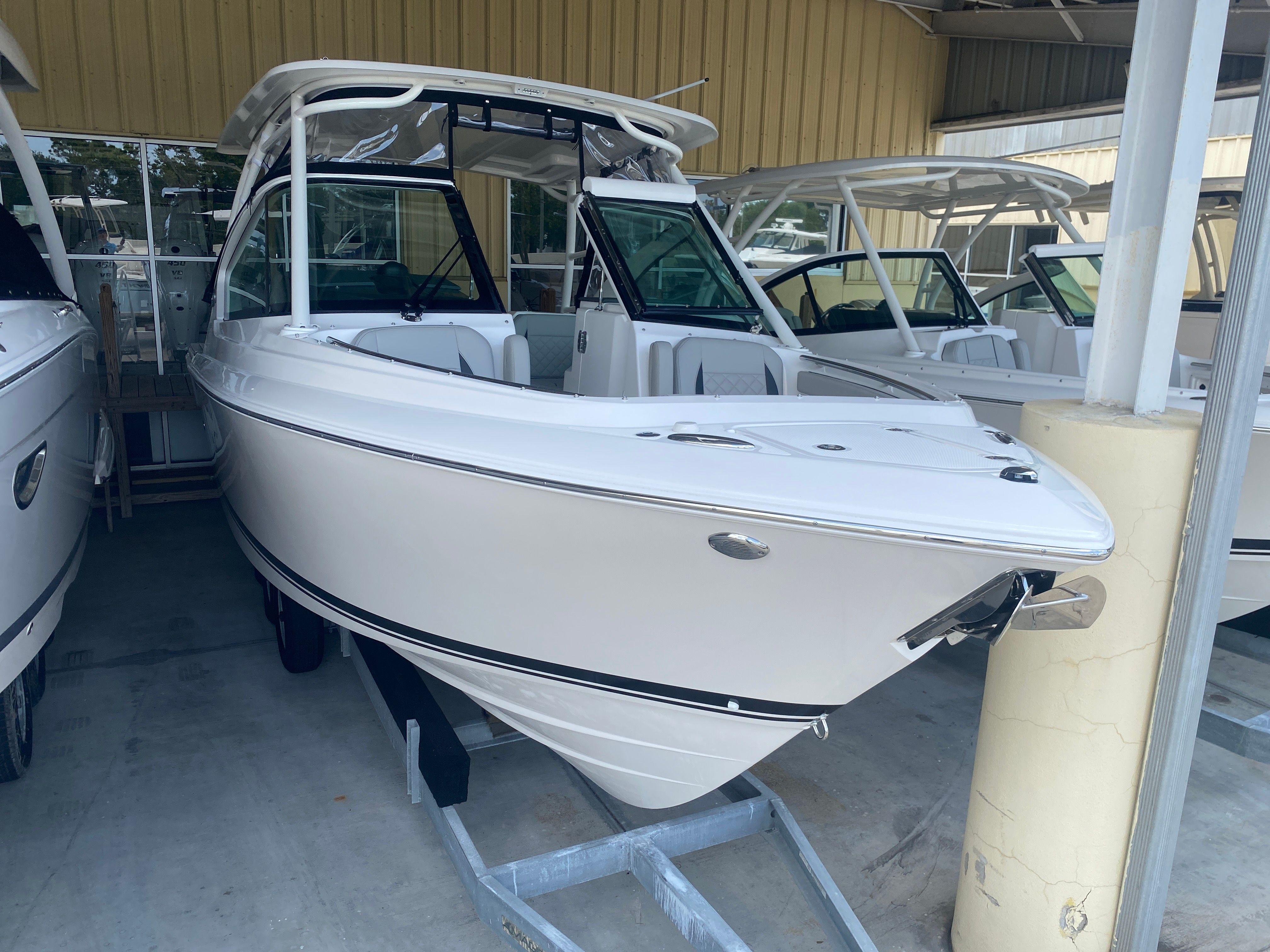 2025 Pursuit DC 266 Dual Console