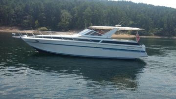1990 Chris-Craft 412 Amerosport