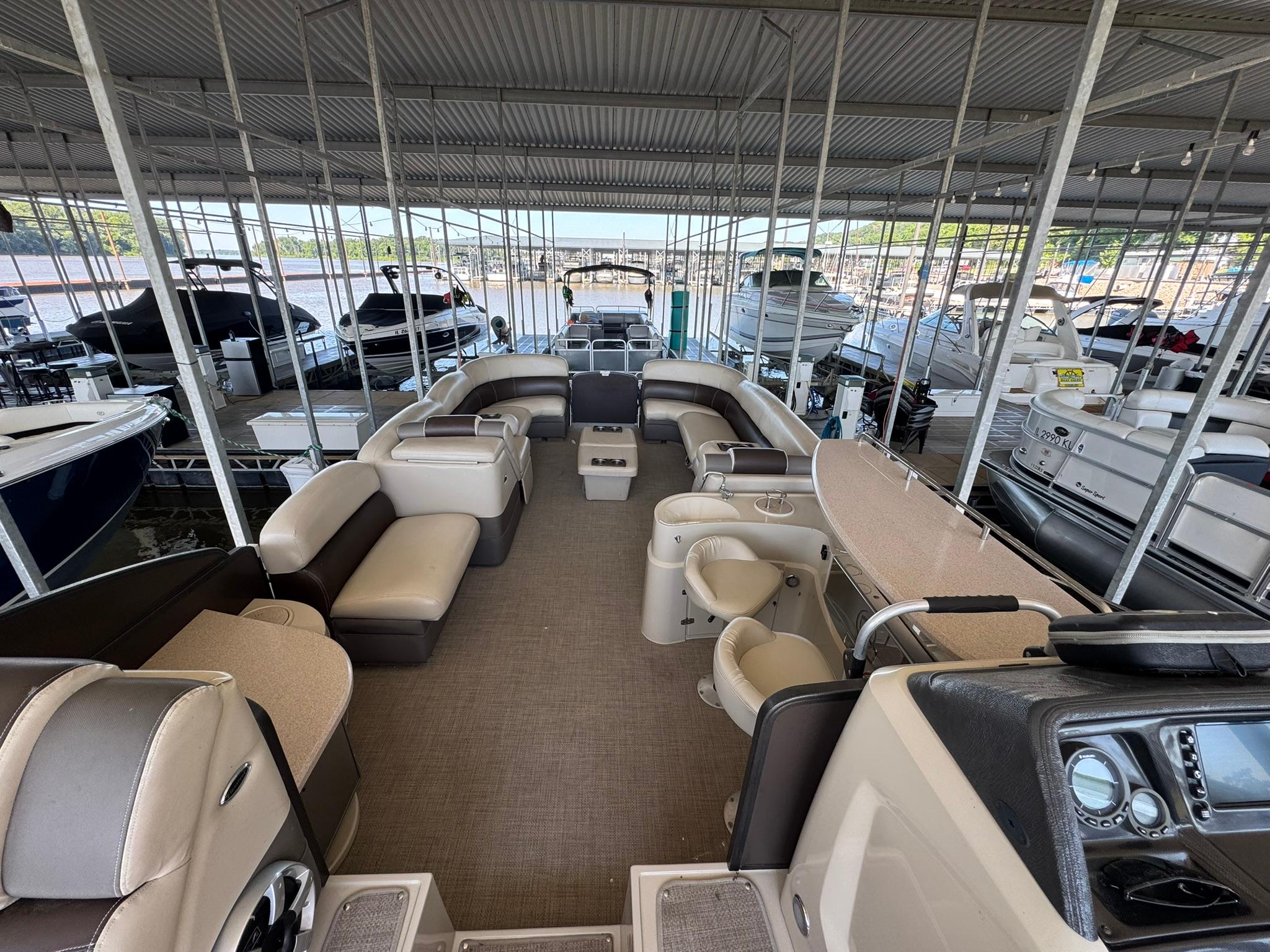 2015 Premier 290 Grand View
