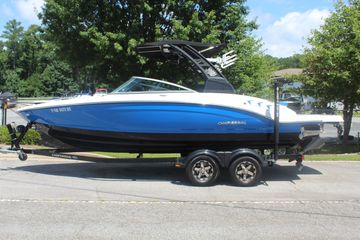 2019 Chaparral 23 H20 SURF