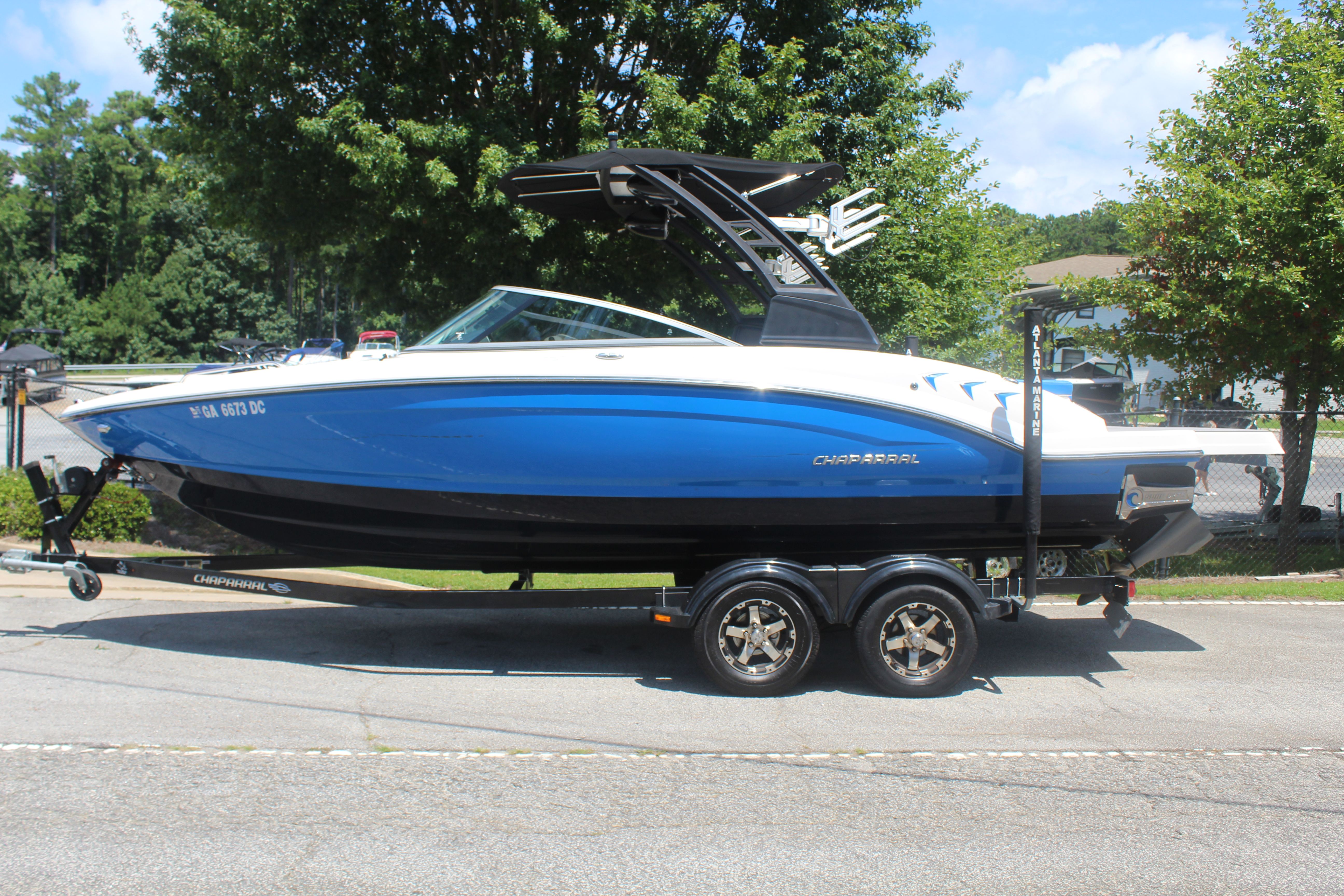 2019 Chaparral 23 H20 SURF