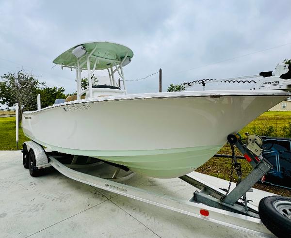 2015 Sportsman Open 232 Center Console
