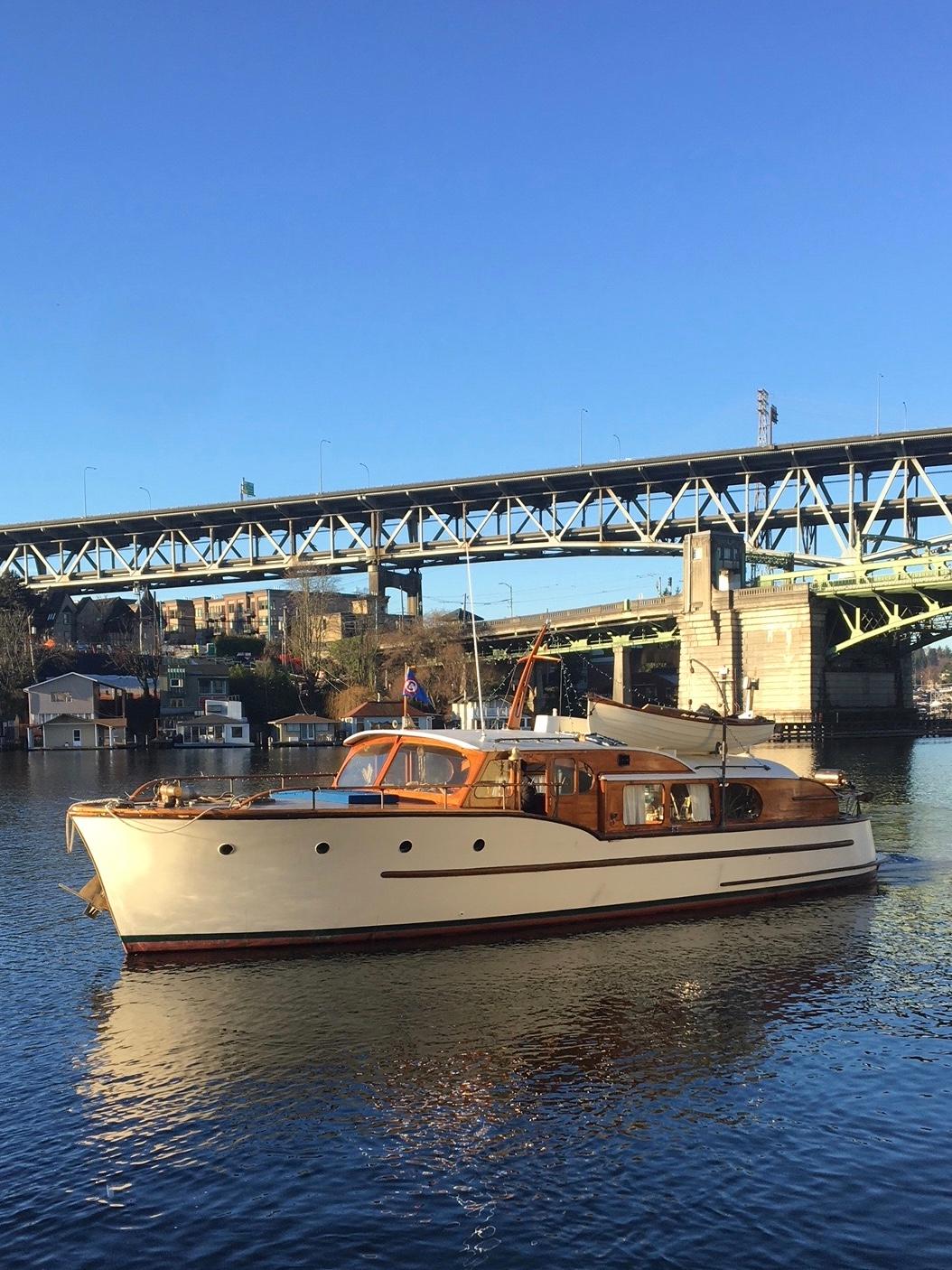 Monk Cruiser by Classic Boater Monk Cruiser by Classic Boater