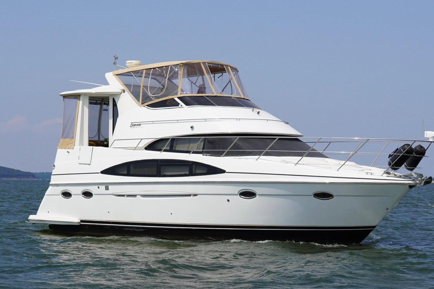 2003 Carver 396 Motor Yacht