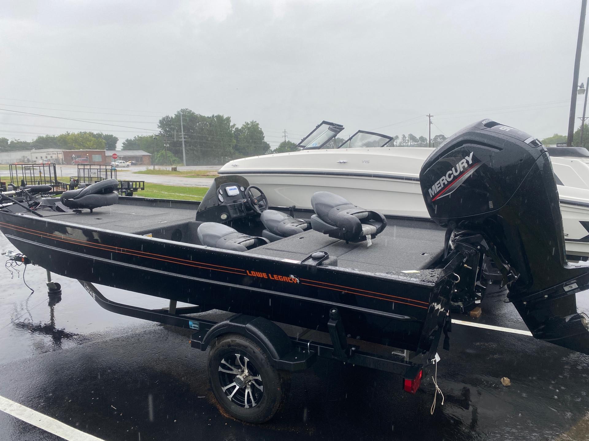 2023 Lowe Boats 1860 Legacy Bass