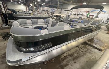 2025 Tahoe Cascade 2385 Swingback (VRL) & Honda 4-Stroke EFI