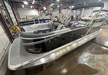2025 Tahoe LTZ 2385 Swingback (VRB) & Honda 4-Stroke EFI