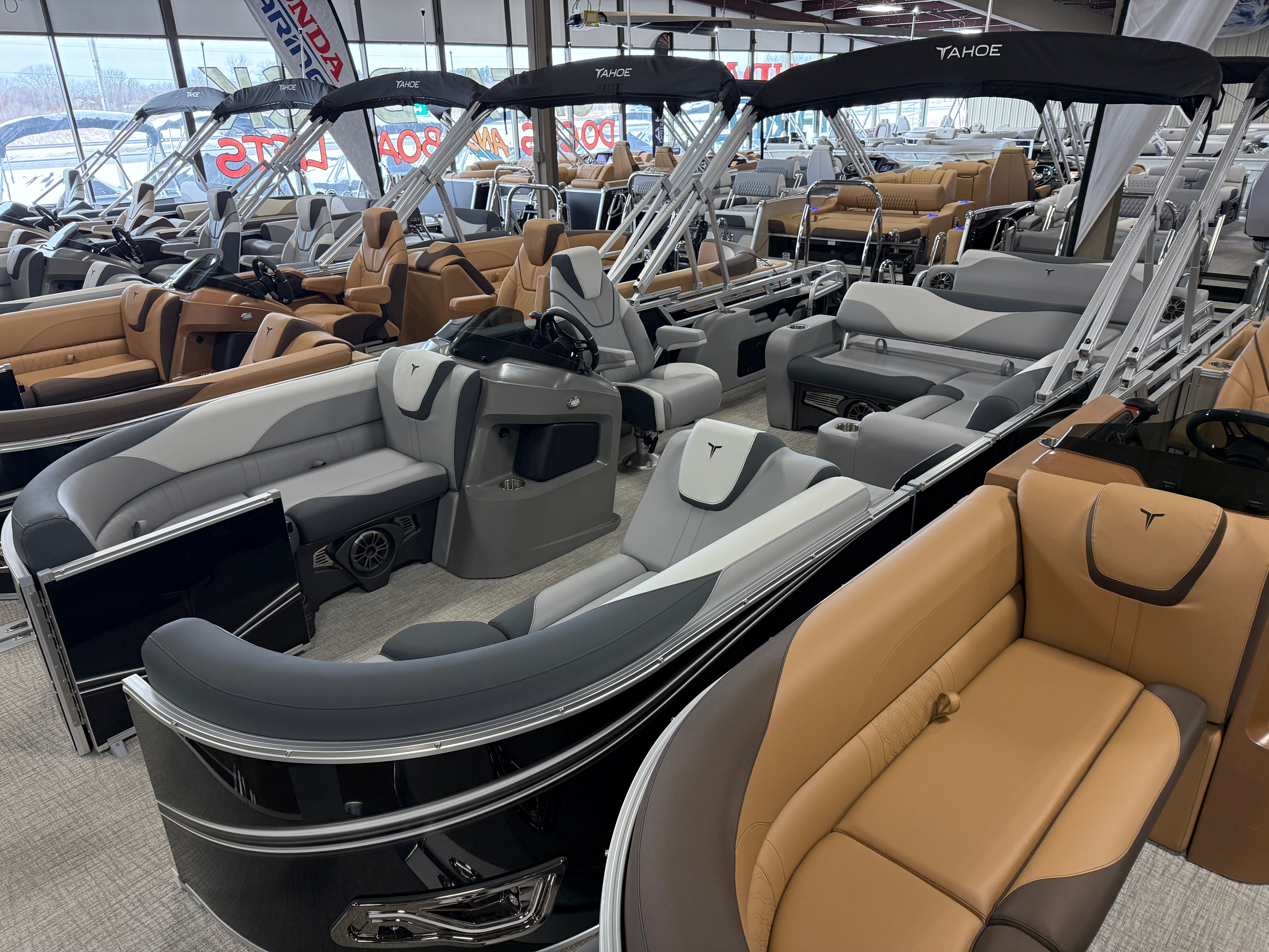 2025 Tahoe LTZ 2385 Swingback (VRL) & Honda 4-Stroke EFI