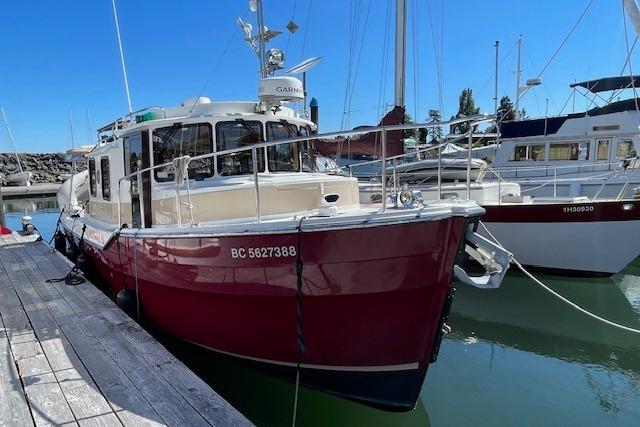 2017 Ranger Tugs R-31 S