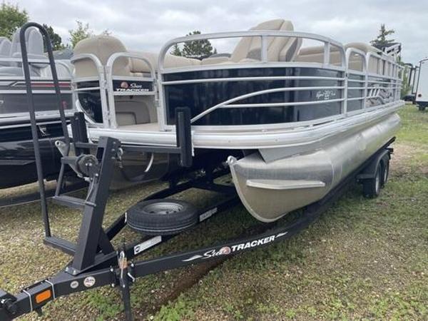 2023 Sun Tracker SportFish 20 DLX