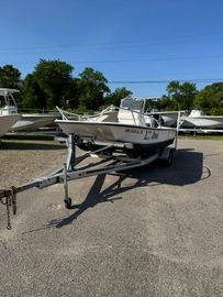 2006 Twin Vee Center Console