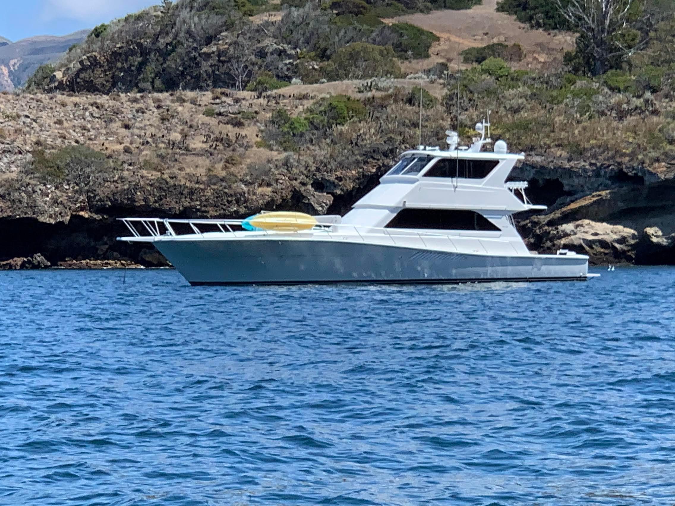 2000 Viking Enclosed Bridge
